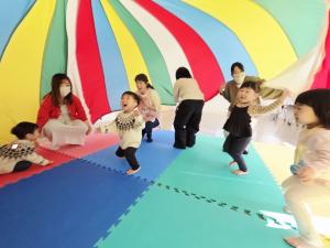 さんさんるーむ