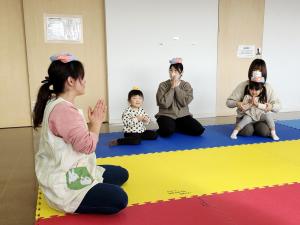 さんさんるーむ